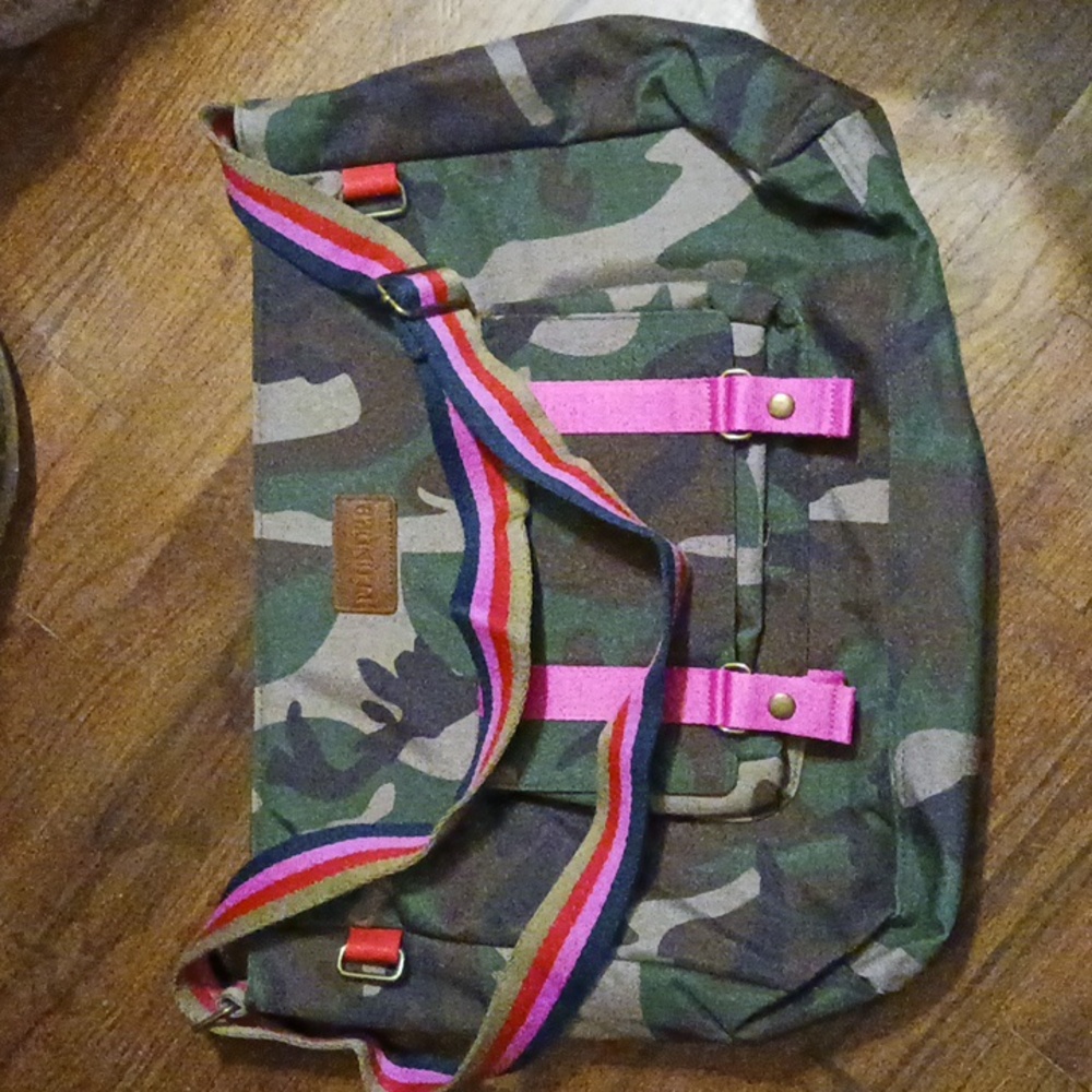 Plunder design laptops bag